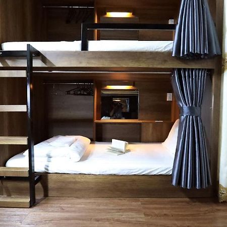Bui Vien Street Hostel Ho Si Minh-város Kültér fotó