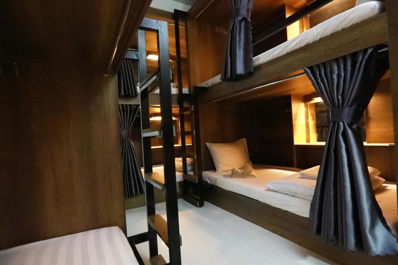Bui Vien Street Hostel Ho Si Minh-város Kültér fotó