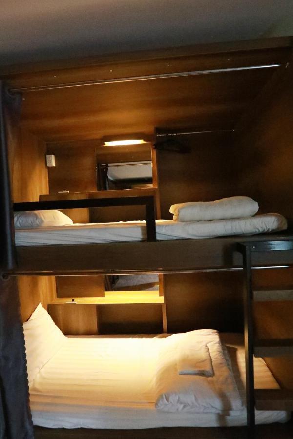 Bui Vien Street Hostel Ho Si Minh-város Kültér fotó