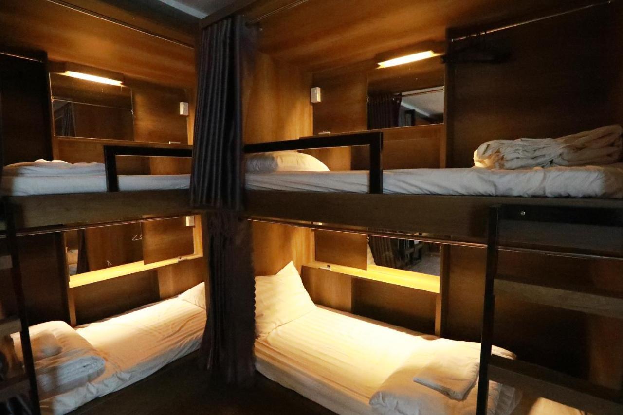 Bui Vien Street Hostel Ho Si Minh-város Kültér fotó